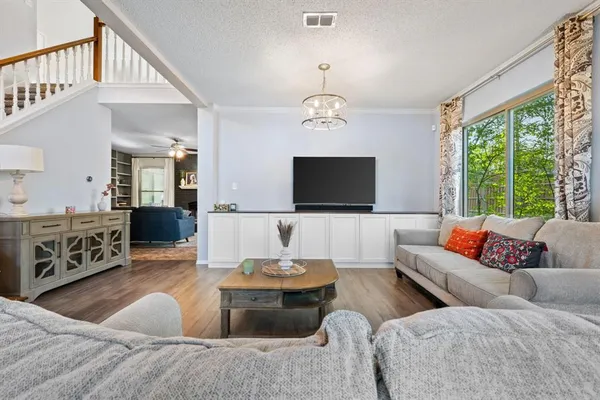 $489,900 | 2113 Carriage Hill, Denton, TX 76207
