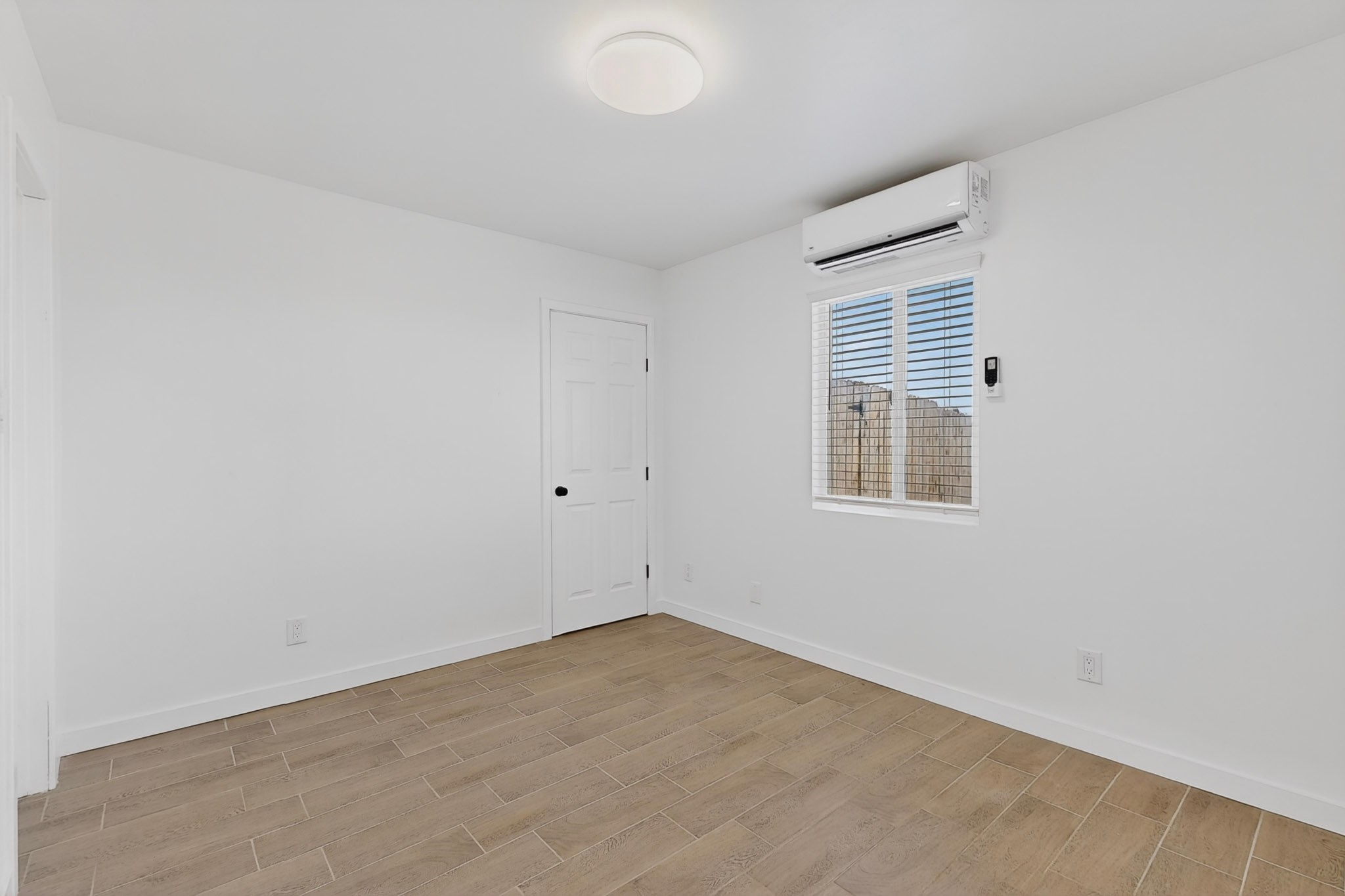 32 Lucero Road, Unit AB Santa Fe, NM 87508 - Photo 14 of 40 Main home bed3