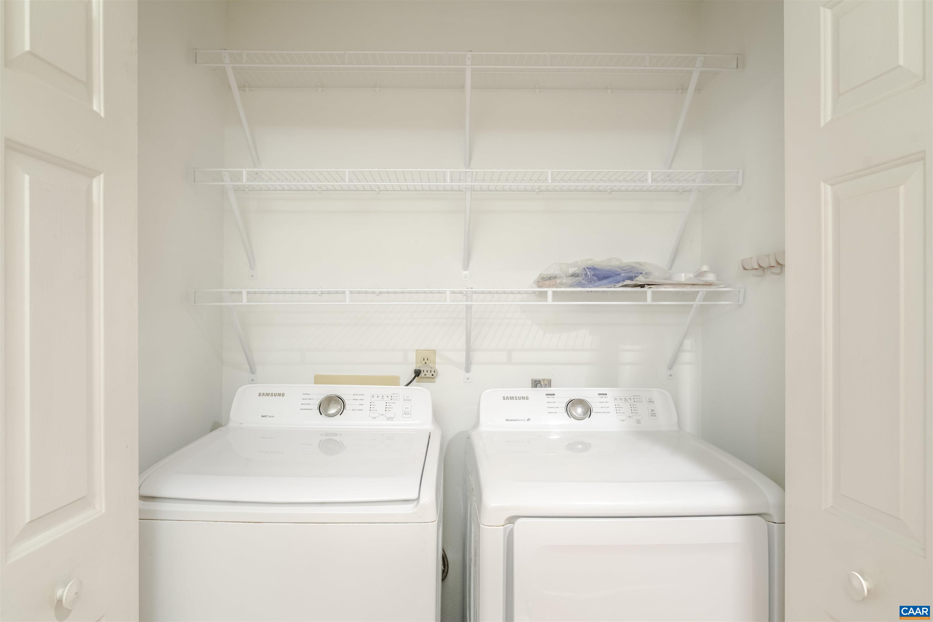 8 Hardwood Road Palmyra, VA 22963 - Photo 14 of 31 a utility room with dryer and washer