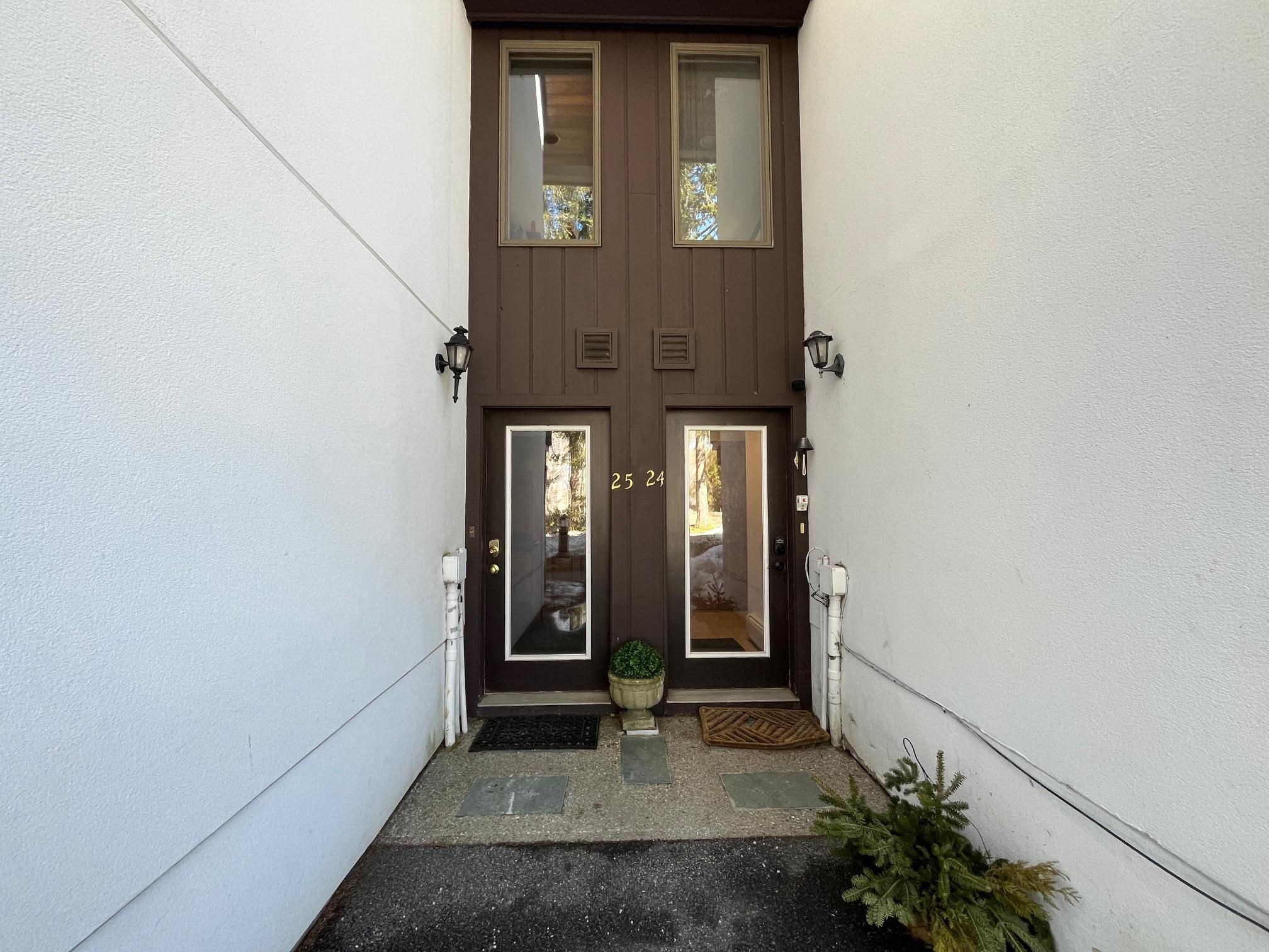 10 Middle Ridge Road, Unit 25 South Londonderry, VT 05155 - Photo 4 of 57