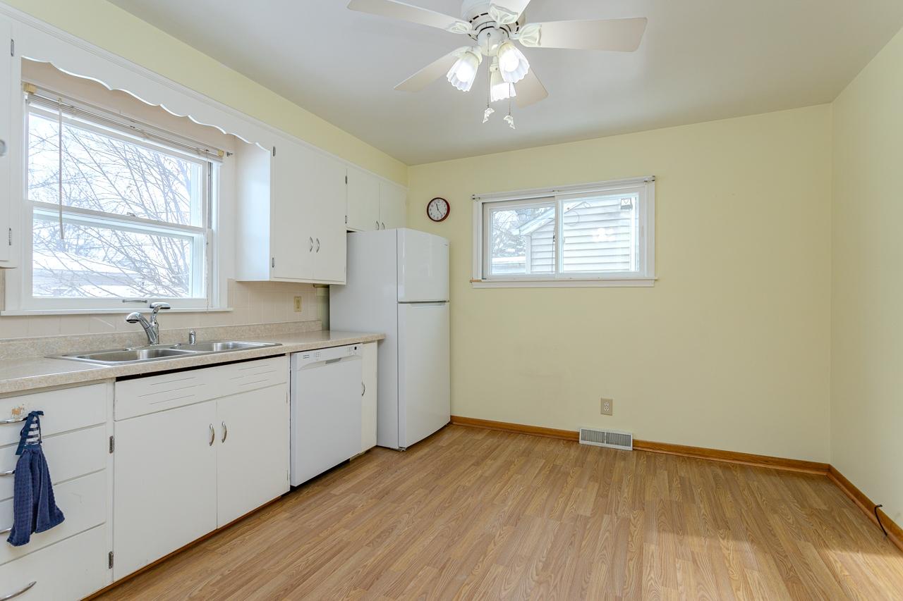 1803 6th St Street Merrill, WI 54452 - Photo 10 of 47 Gallery Image 10