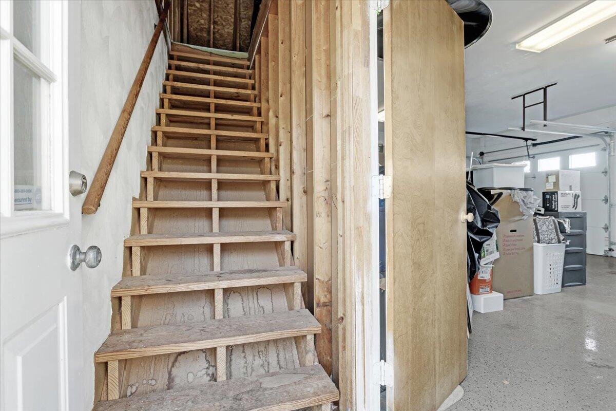 5022 Huntridge Road Roanoke, VA 24012 - Photo 23 of 49 23-5022 Huntridge Rd_23