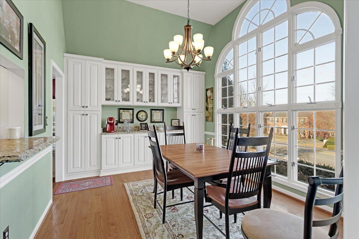5022 Huntridge Road Roanoke, VA 24012 - Photo 8 of 49 08-5022 Huntridge Rd_08