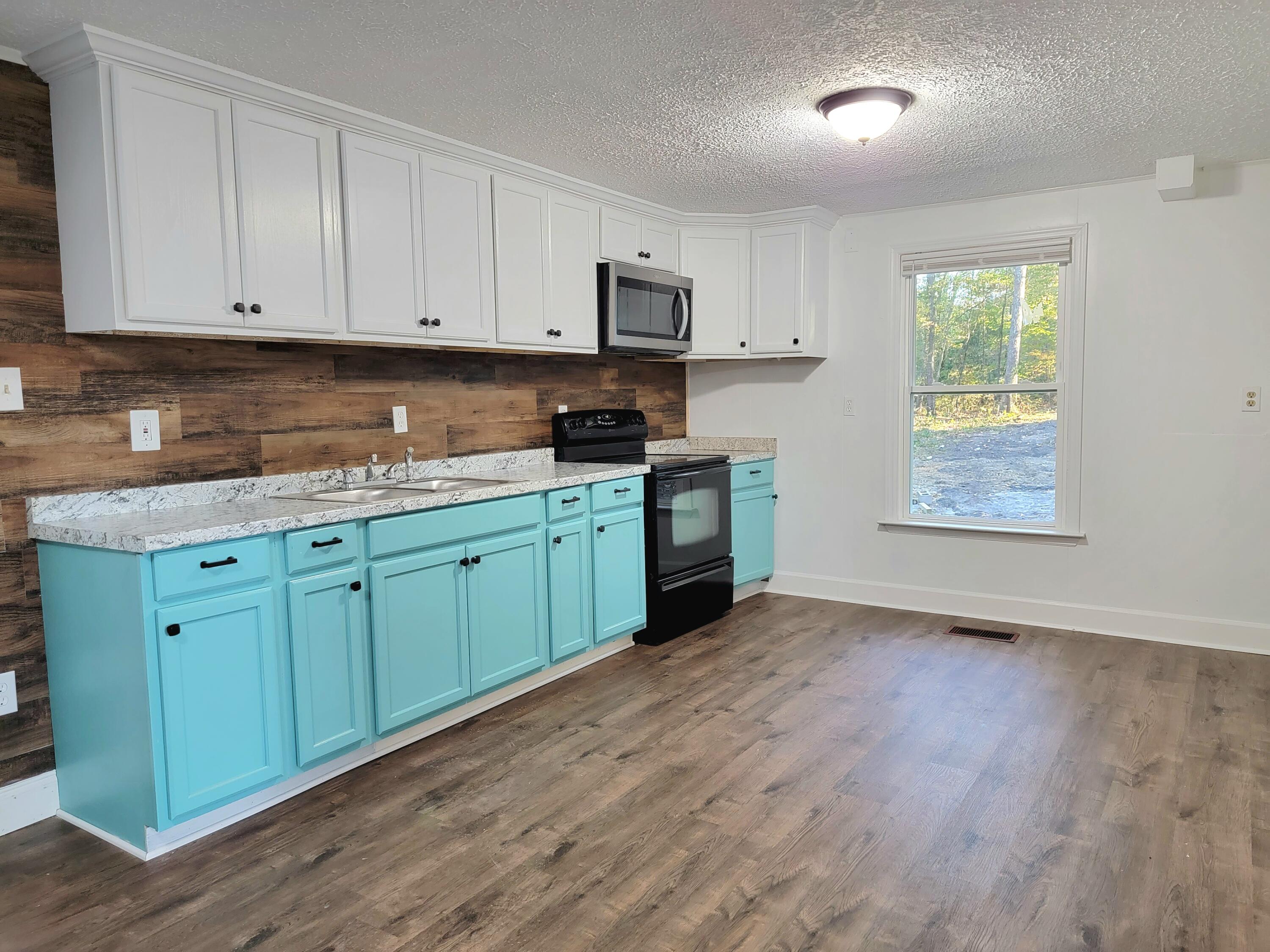 384 B Gingerhill Road Thomson, GA 30824 - Photo 8 of 27 20221024_174720