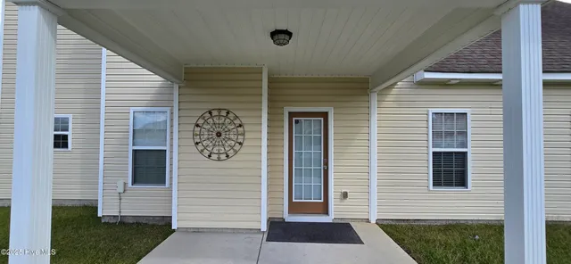 $2,600 | 4104 Dublin Road, Winterville, NC 28590