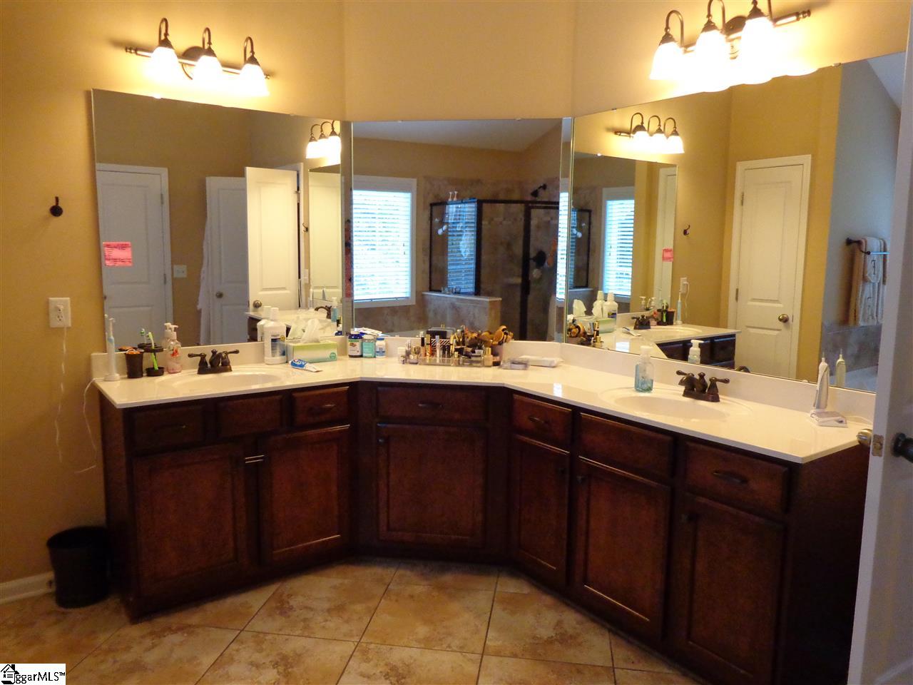 401 Rivanna Lane Greenville, SC 29607 - Photo 10 of 28 Gallery Image 10