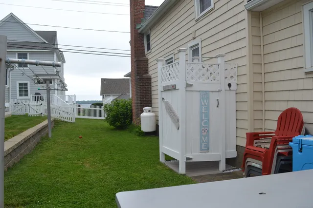 a view of outdoor space yard and patio