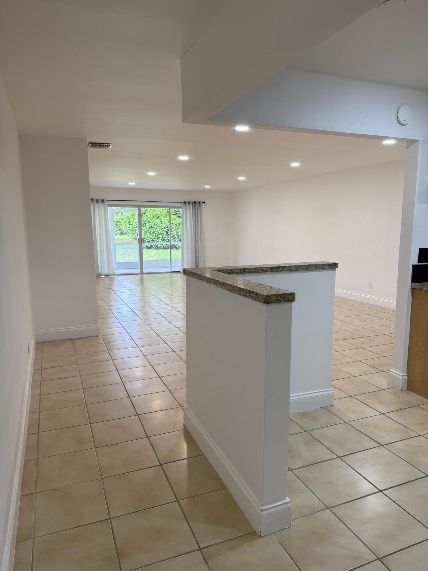 96 Del Rio Boulevard Boca Raton, FL 33432 - Photo 18 of 18 IMG_1932