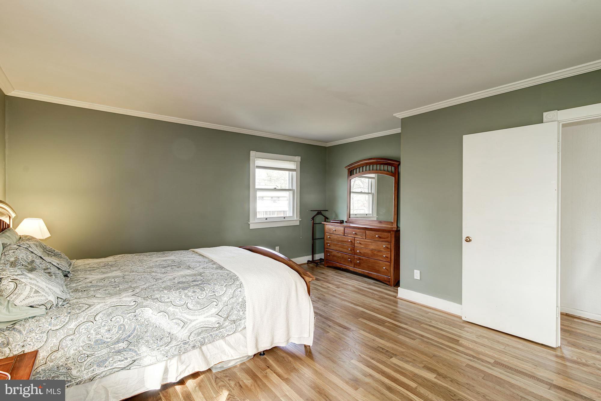 8612 Highgate Road Alexandria, VA 22308 - Photo 15 of 30 Bedroom (Master)