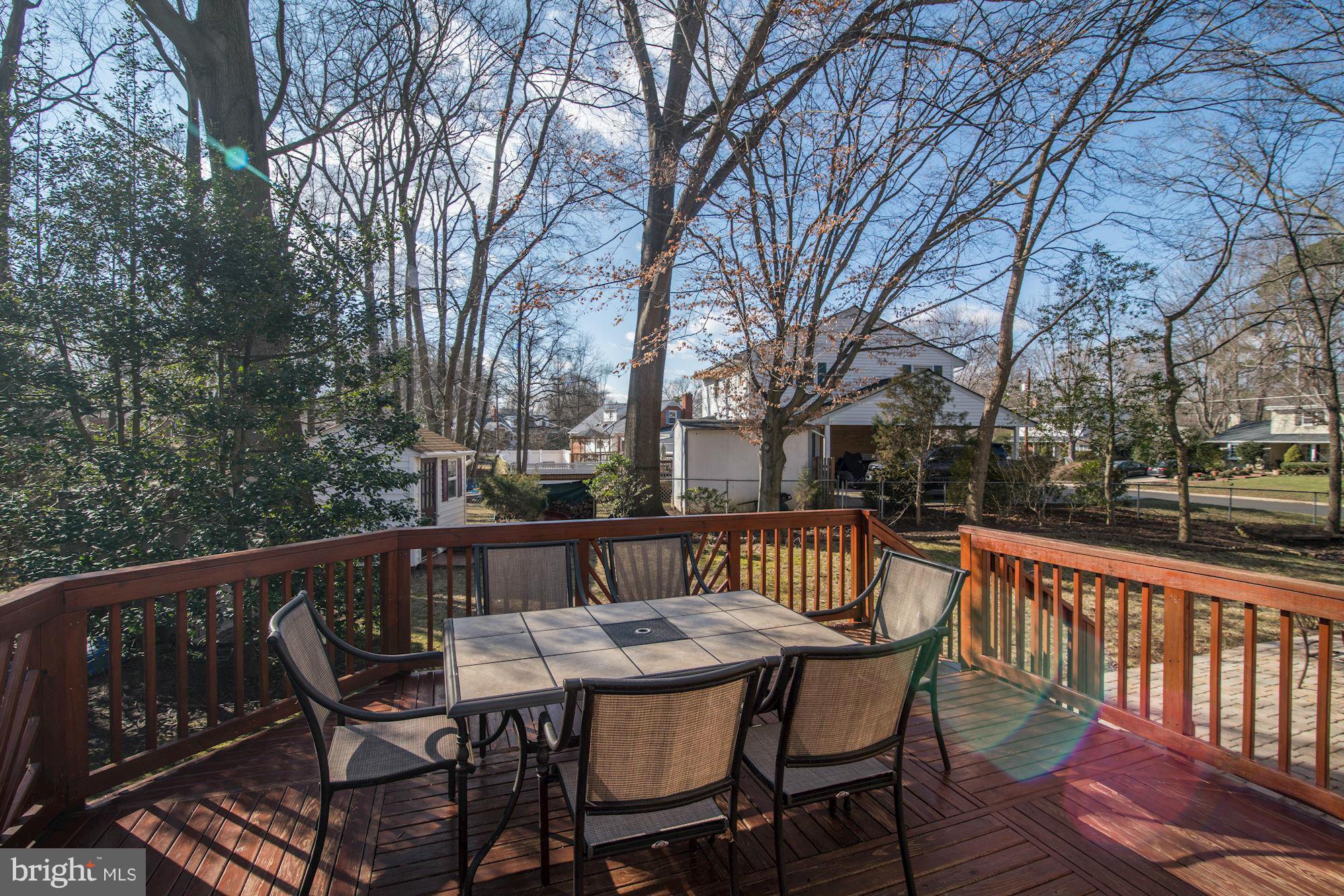 8612 Highgate Road Alexandria, VA 22308 - Photo 26 of 30 Exterior (General)