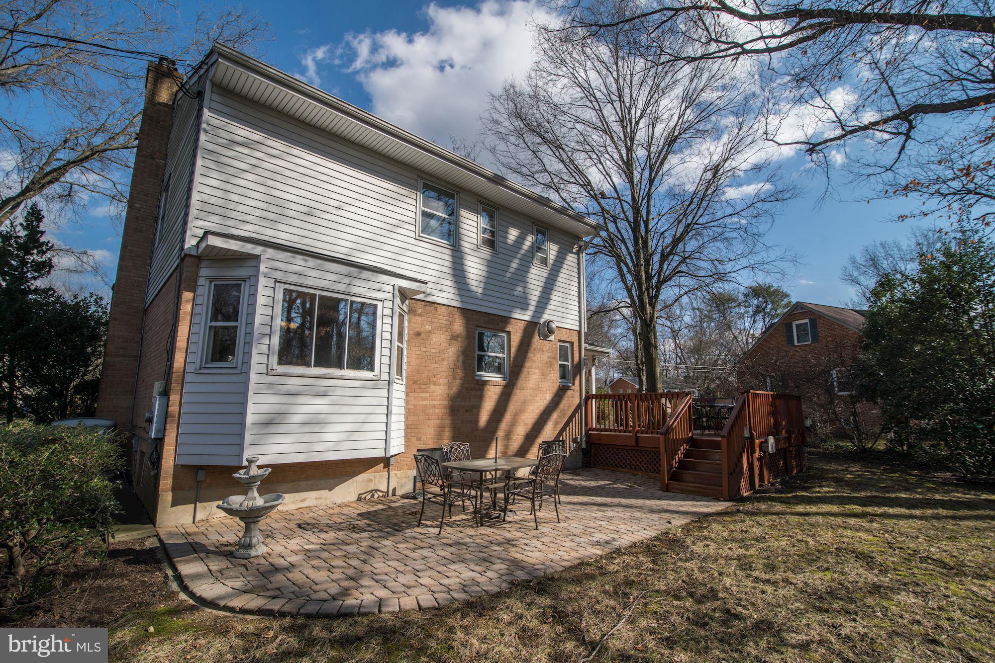 8612 Highgate Road Alexandria, VA 22308 - Photo 29 of 30 Exterior (Rear)