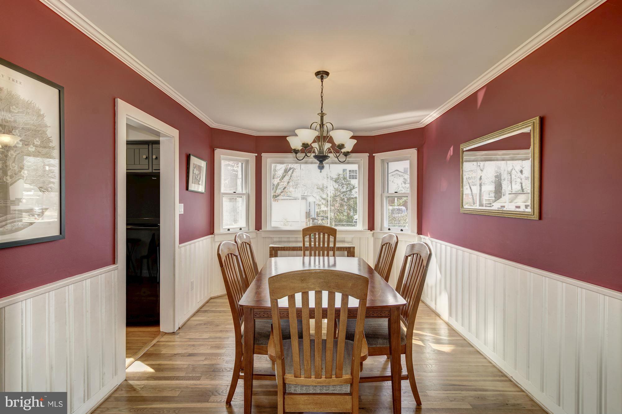 8612 Highgate Road Alexandria, VA 22308 - Photo 8 of 30 Dining Room