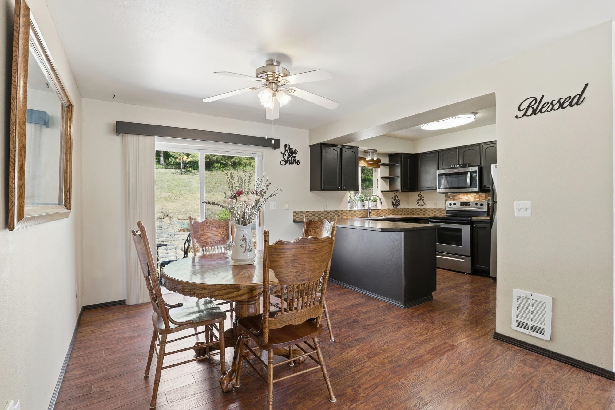 33113 North Milan Road Chattaroy, WA 99003 - Photo 14 of 39