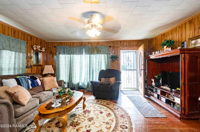 $100,000 | 1716 Short Weeks Street, New Iberia, LA 70560