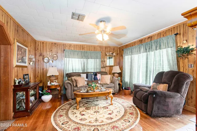 $100,000 | 1716 Short Weeks Street, New Iberia, LA 70560