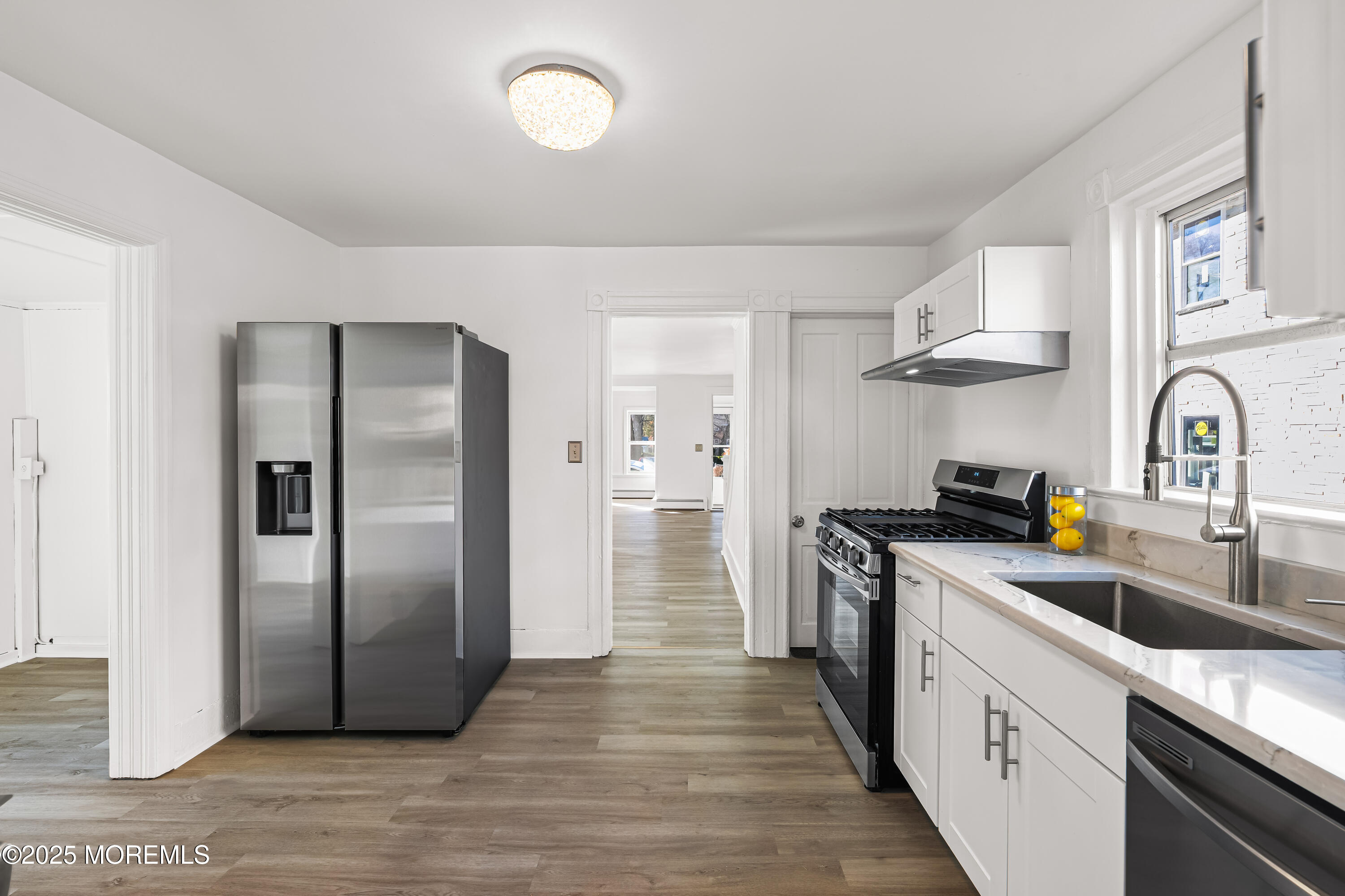 21 Henry Street Freehold, NJ 07728 - Photo 25 of 46 21 Henry St Freehold - Interiors-23