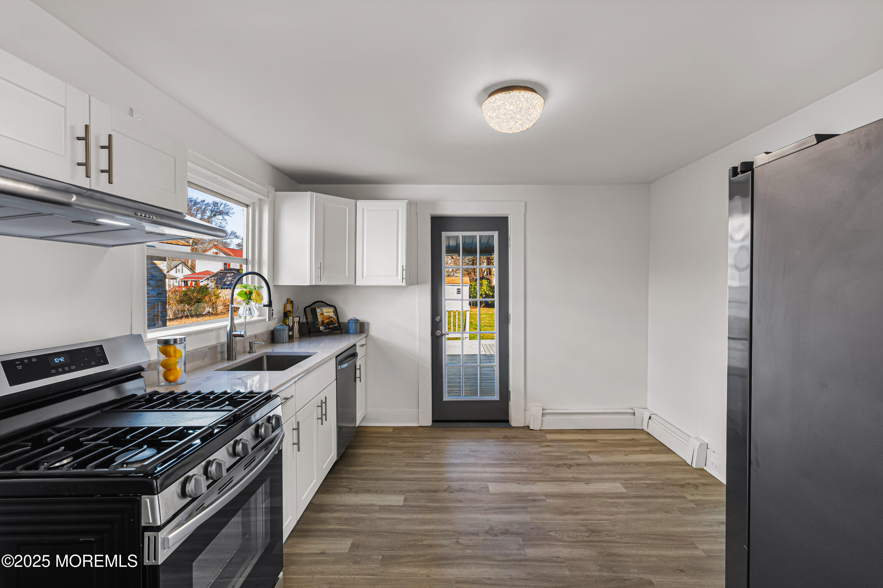 21 Henry Street Freehold, NJ 07728 - Photo 26 of 46 21 Henry St Freehold - Interiors-21