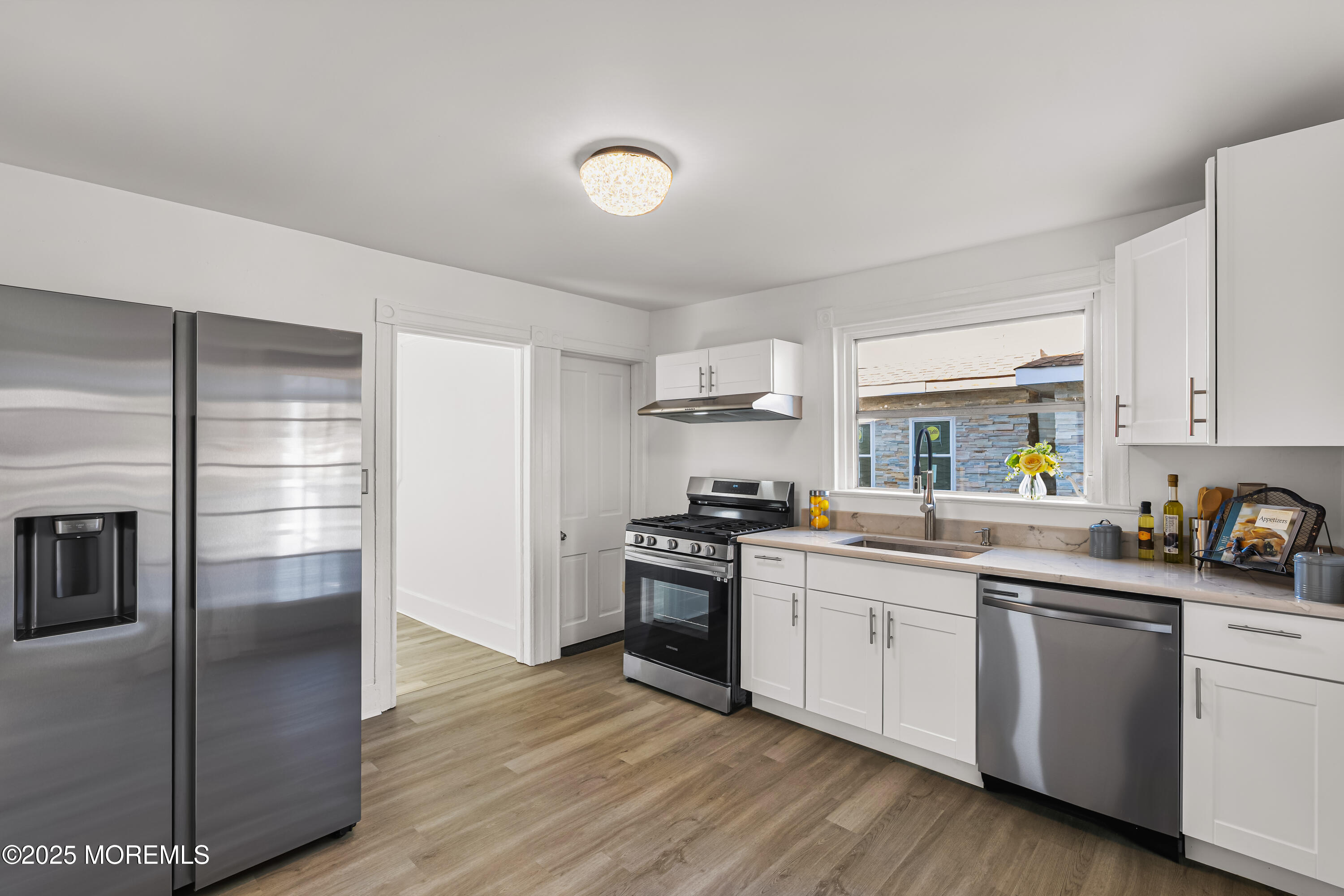 21 Henry Street Freehold, NJ 07728 - Photo 27 of 46 21 Henry St Freehold - Interiors-22