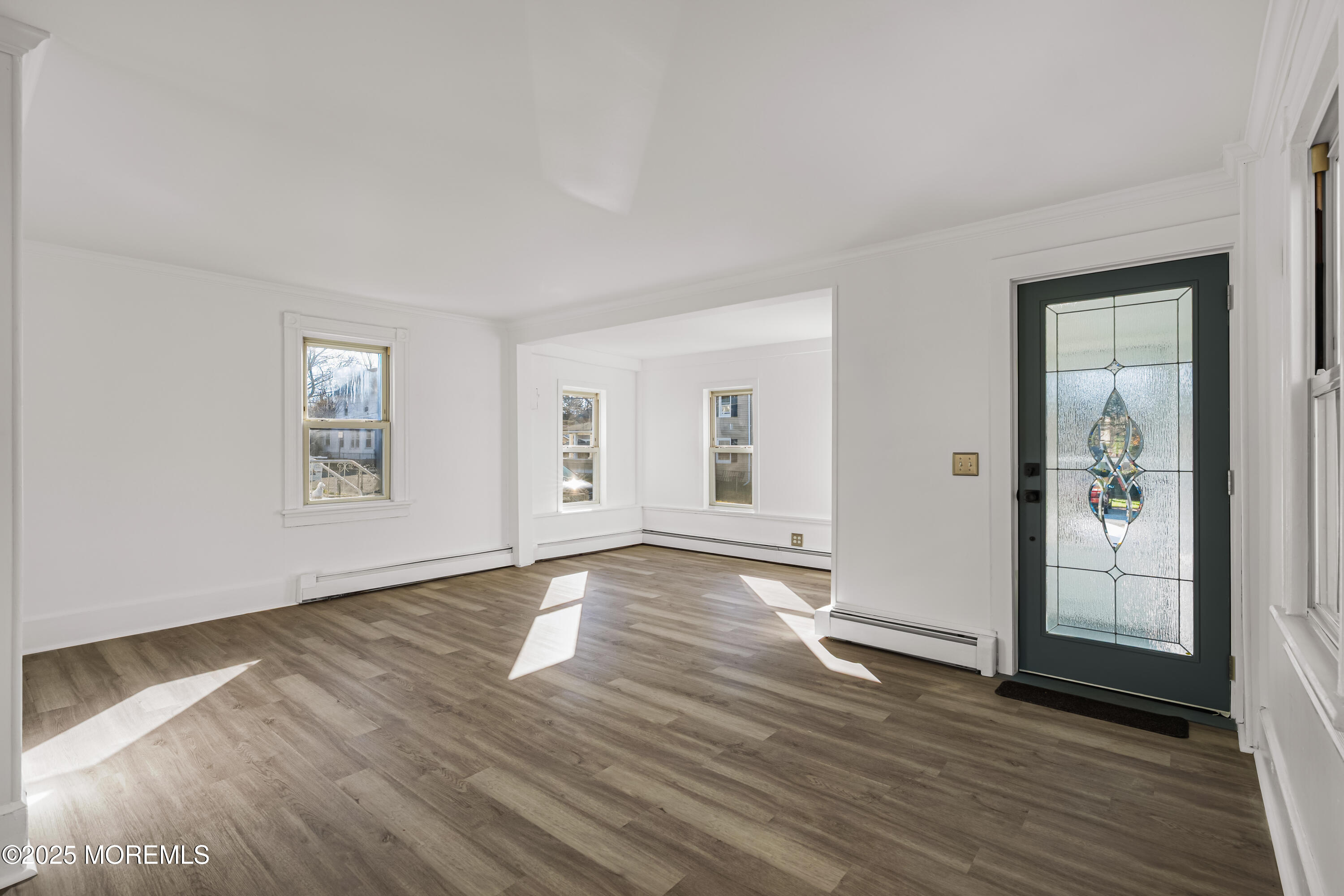 21 Henry Street Freehold, NJ 07728 - Photo 6 of 46 21 Henry St Freehold - Interiors-25