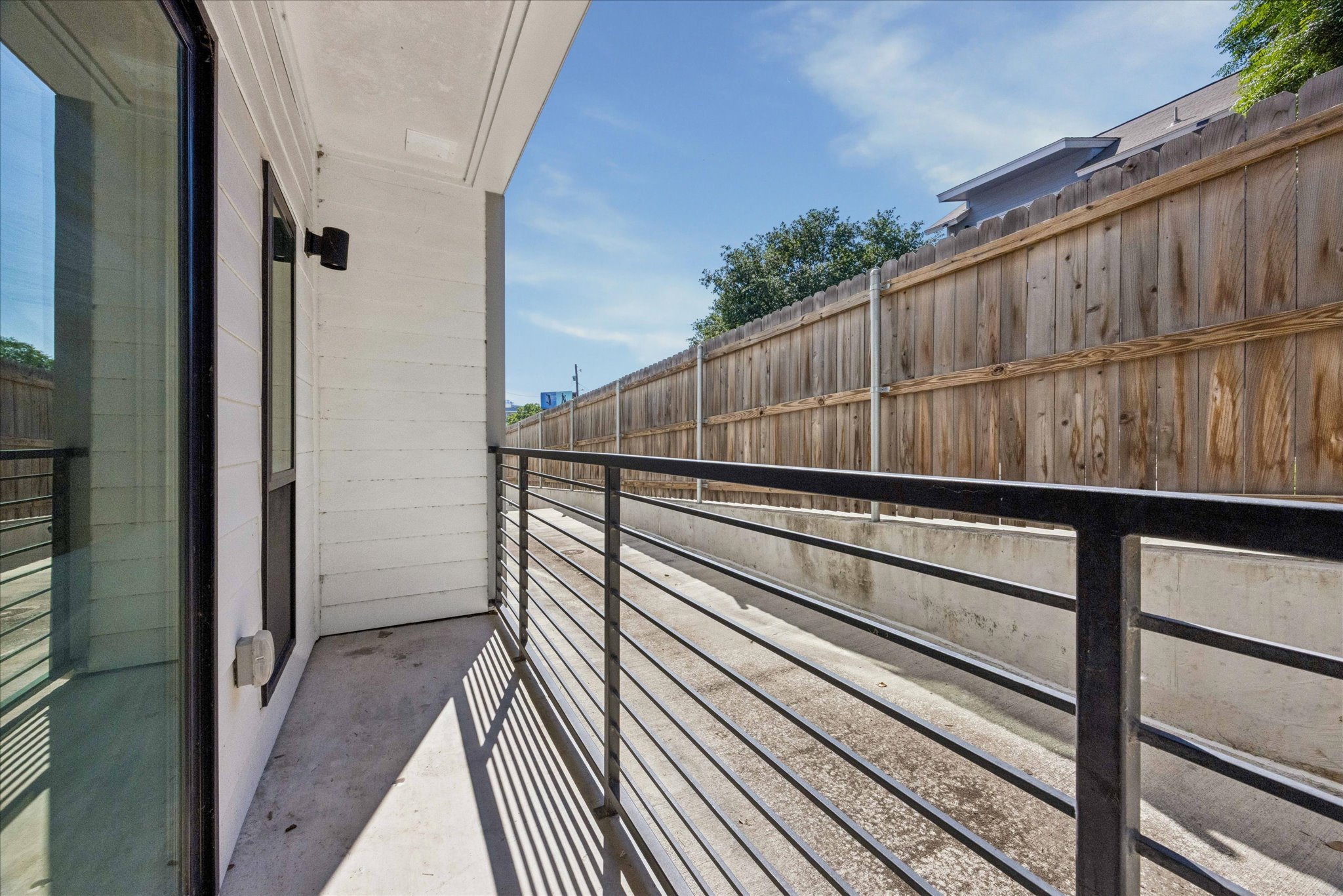 2220 Webberville Road, Unit 216 Austin, TX 78702 - Photo 23 of 26 Outdoor balcony