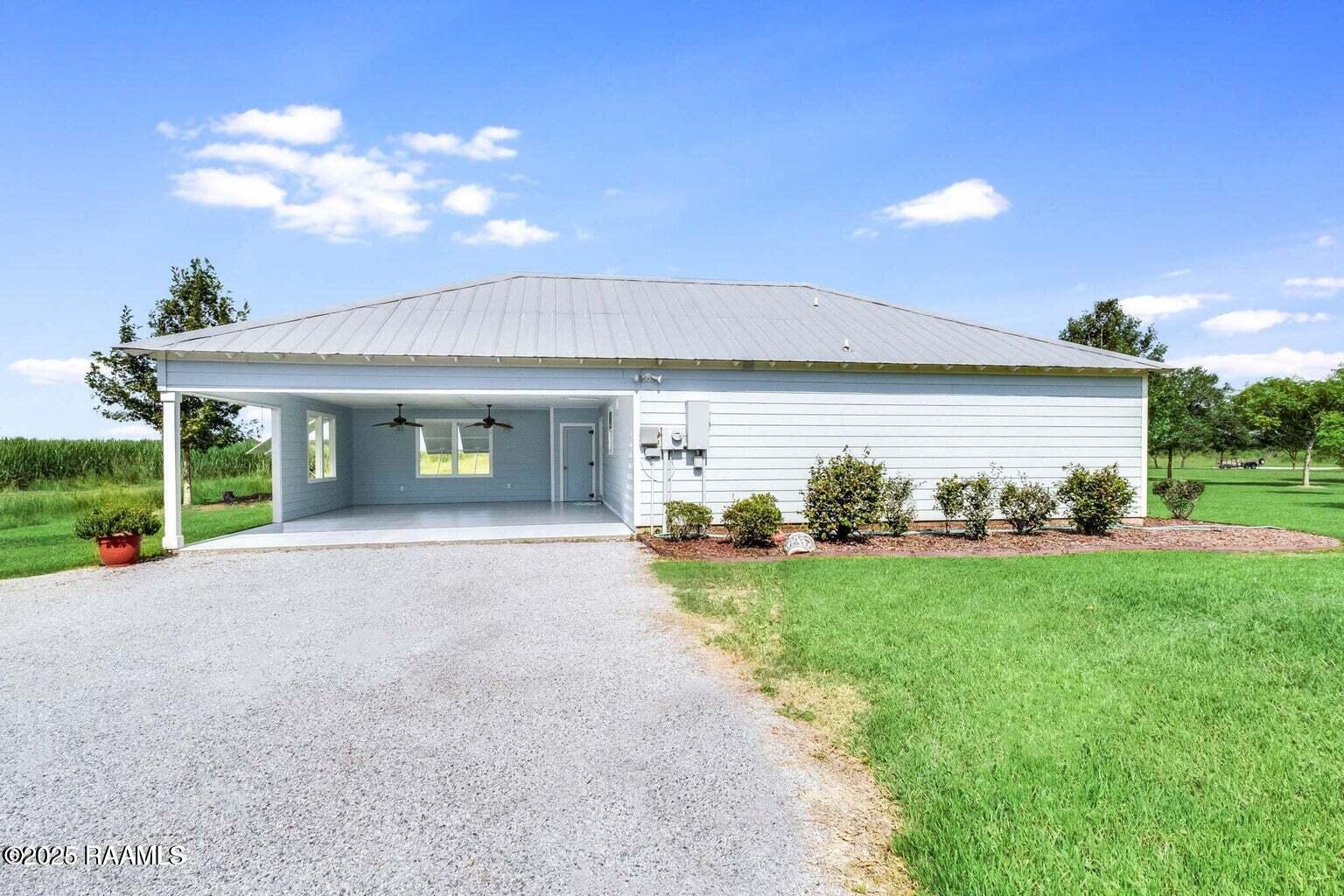12402 North Marcus Road Abbeville, LA 70510 - Photo 2 of 20 20250729182058650542000000-o