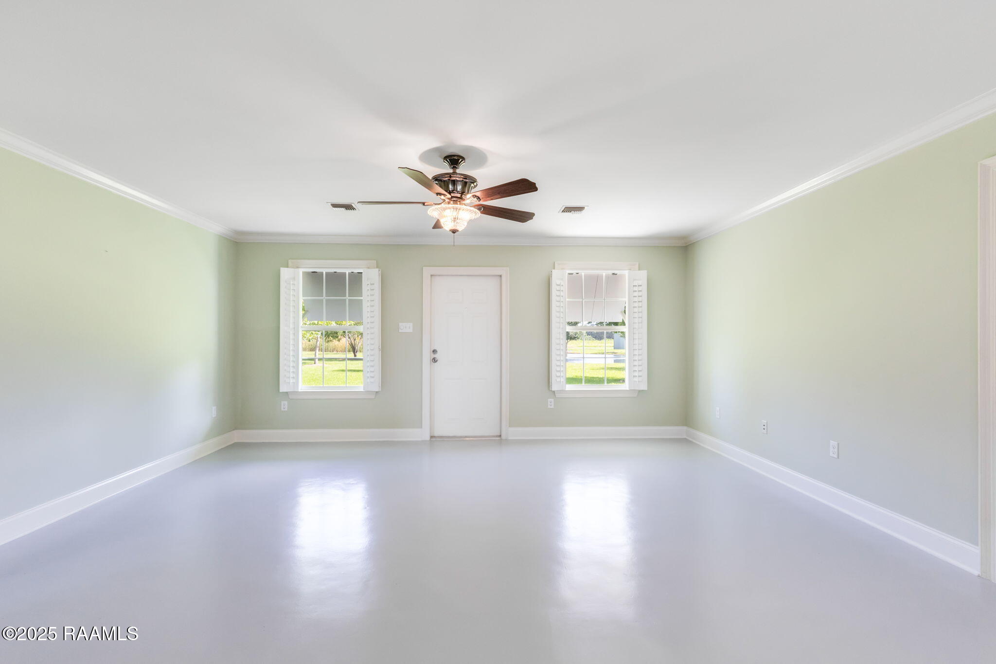 12402 North Marcus Road Abbeville, LA 70510 - Photo 4 of 20 6-web-or-mls-12402 N Marcus-2 - Copy