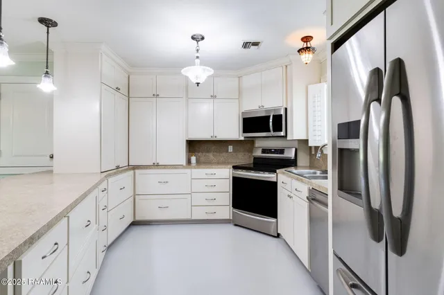 $220,000 | 12402 North Marcus Road, Abbeville, LA 70510