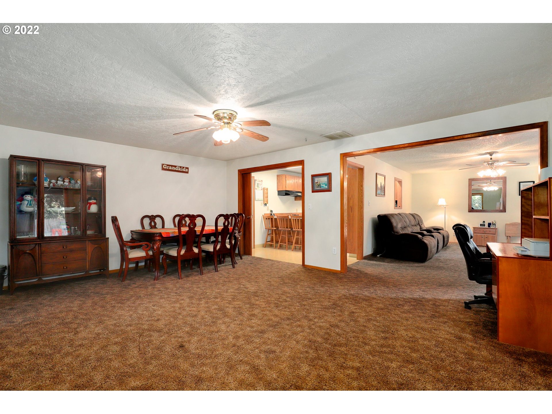 5001 Southeast Chase Road Gresham, OR 97080 - Photo 8 of 31 Gallery Image 8