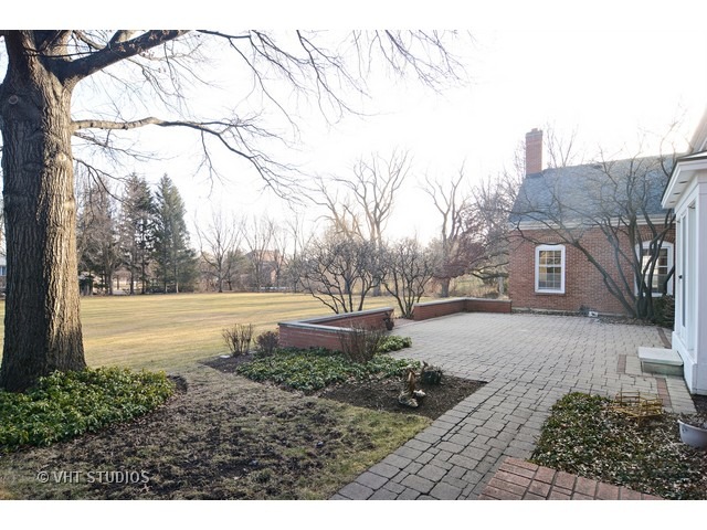 557 West Windsor Road Inverness, IL 60067 - Photo 23 of 25