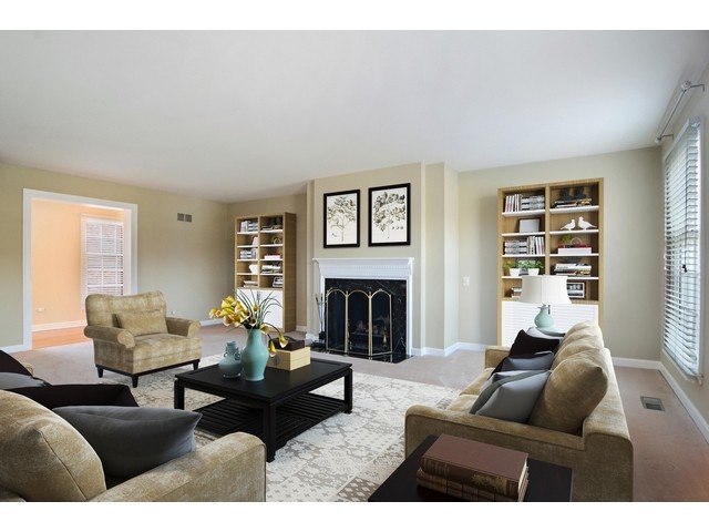 557 West Windsor Road Inverness, IL 60067 - Photo 3 of 25