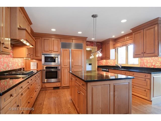 557 West Windsor Road Inverness, IL 60067 - Photo 5 of 25