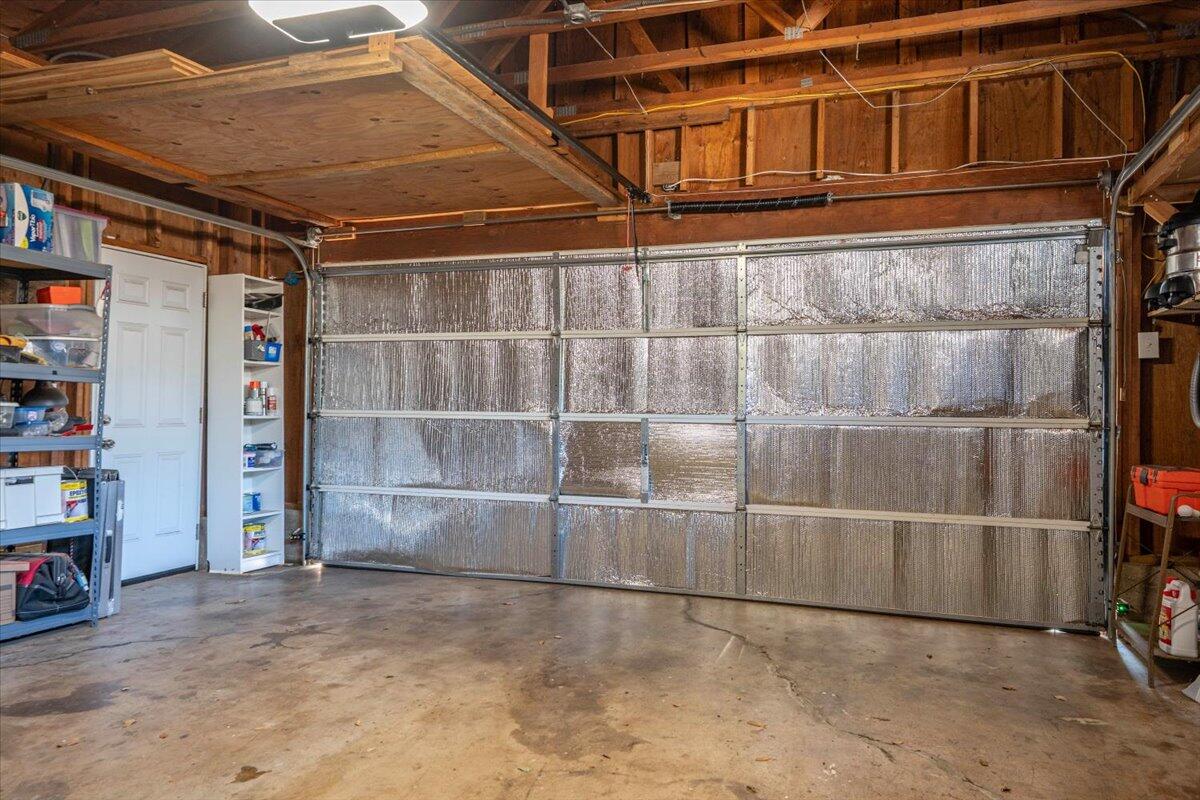 3594 Echo Road Redding, CA 96002 - Photo 42 of 62 Insulated garage door