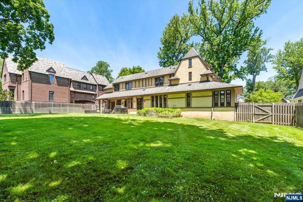 314 Winthrop Road Teaneck, NJ 07666 - Photo 43 of 49