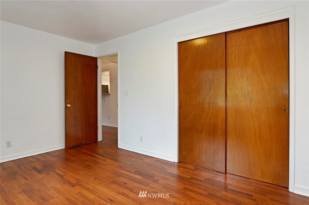 501 East Harrison Street, Unit 5 Seattle, WA 98102 - Photo 12 of 19