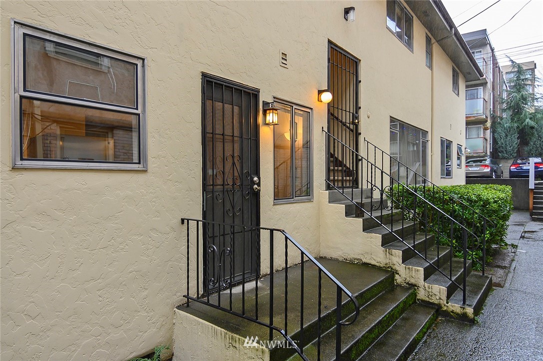 501 East Harrison Street, Unit 5 Seattle, WA 98102 - Photo 17 of 19