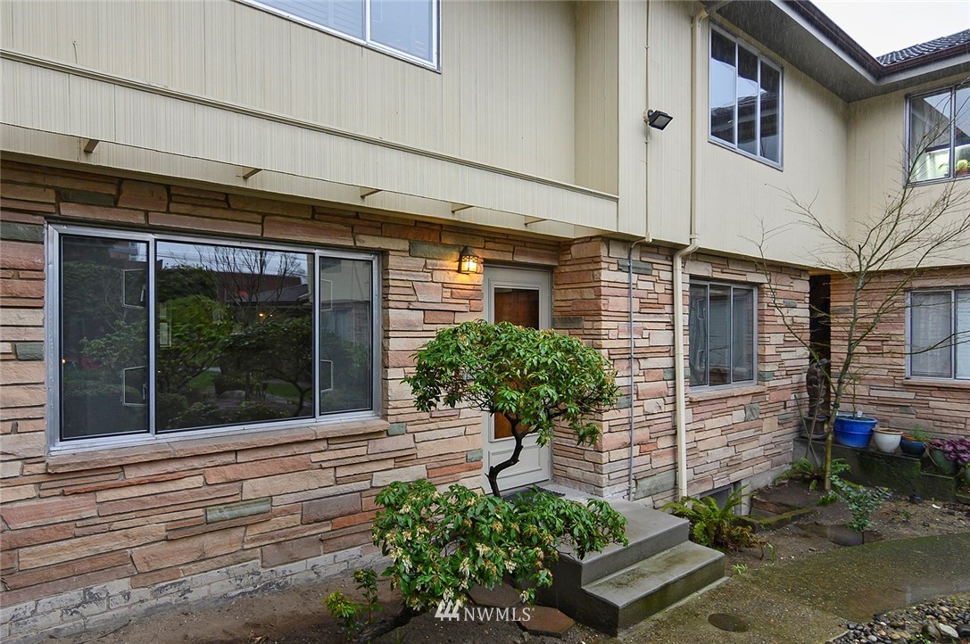 501 East Harrison Street, Unit 5 Seattle, WA 98102 - Photo 18 of 19