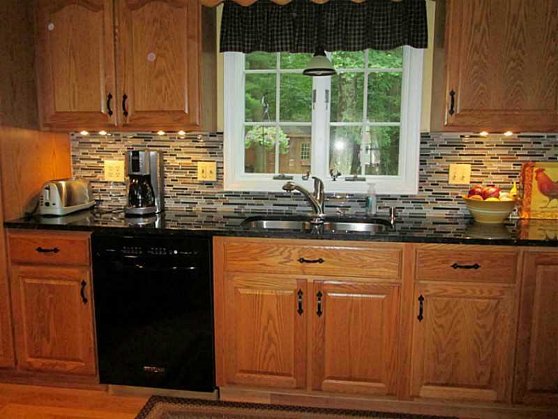 48 Rocky Crest Road Cumberland, RI 02864 - Photo 5 of 19 Kitchen.