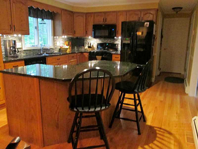 48 Rocky Crest Road Cumberland, RI 02864 - Photo 9 of 19 Kitchen.