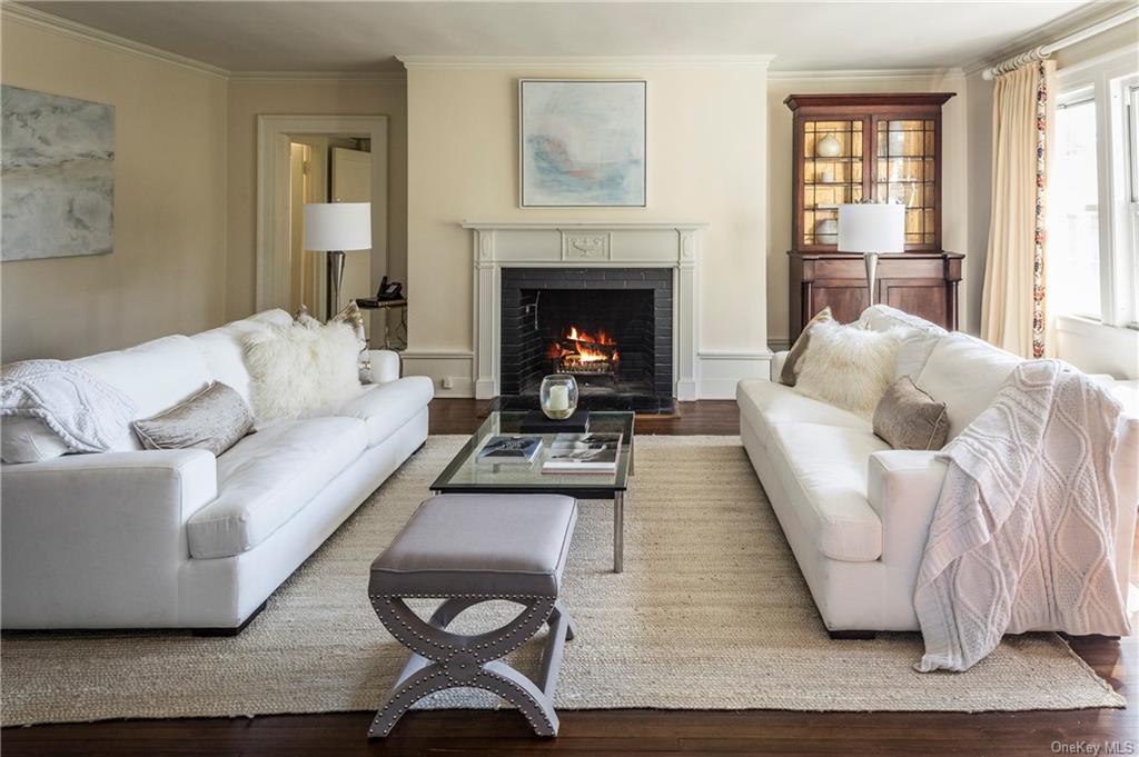 1 Westbourne, Unit 4A, Bronxville, NY 10708 Compass