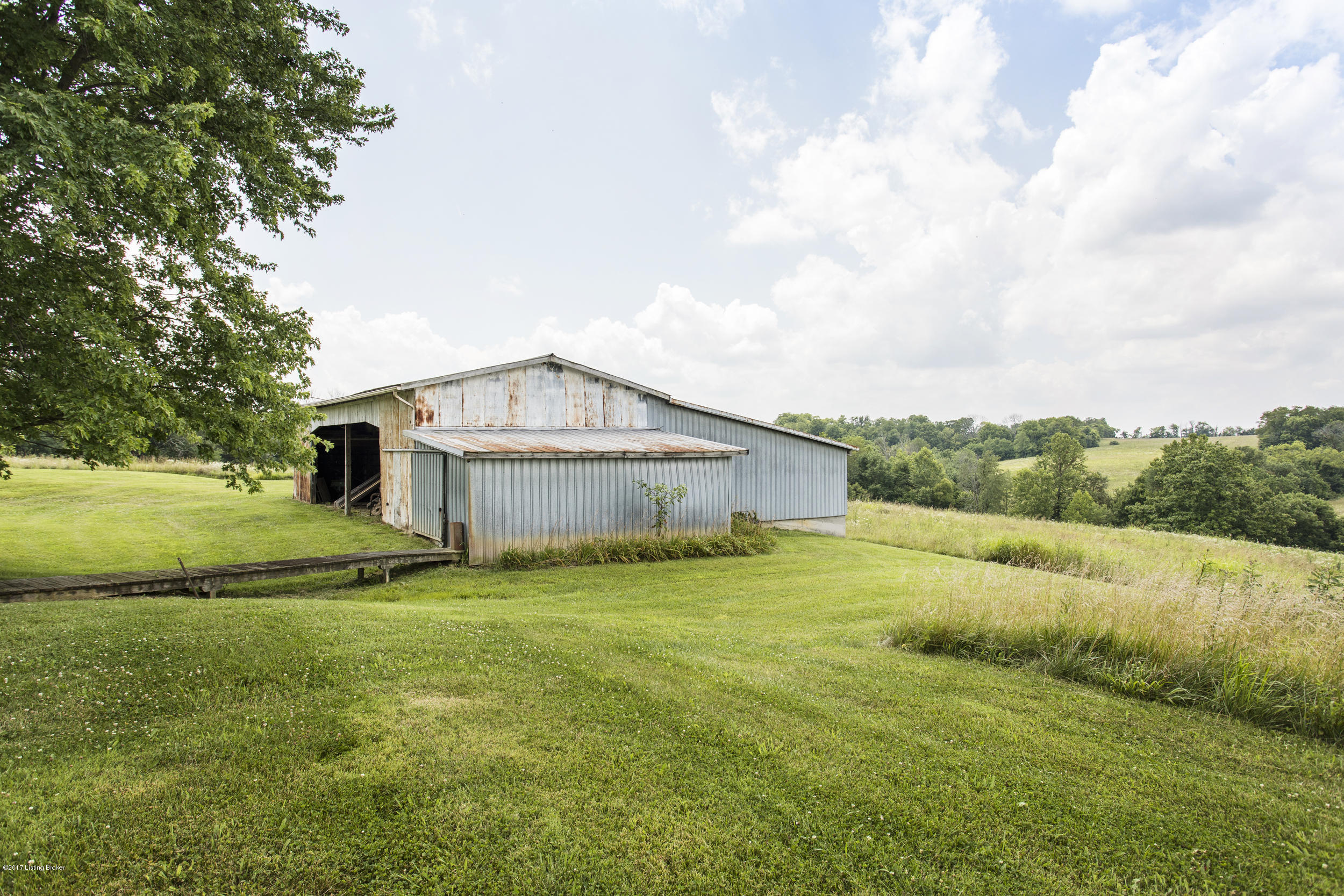4021 Lagrange Road Smithfield, KY 40068 - Photo 60 of 63 40-side of barn #2