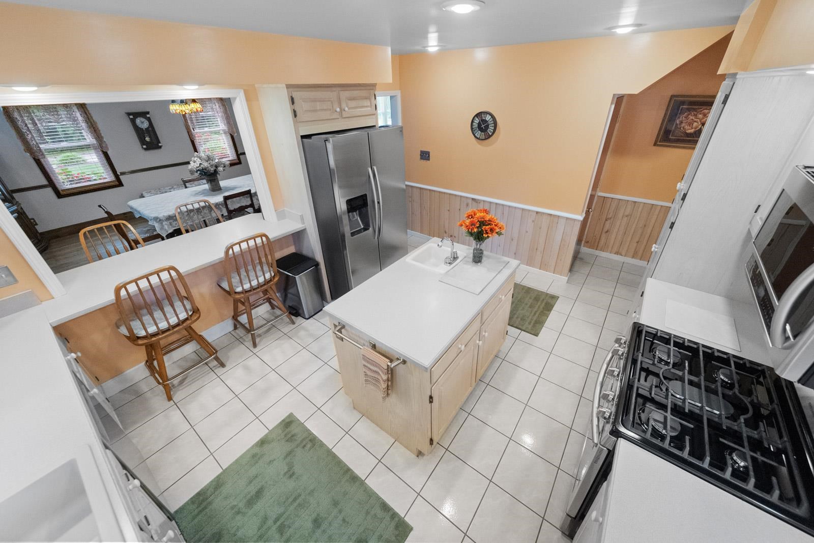 17638 Auten Road Granger, IN 46530 - Photo 20 of 36 Gallery Image 20
