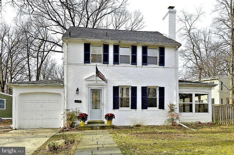 628 Ray Drive Silver Spring, MD 20910 - Photo 1 of 30 Exterior (Front)