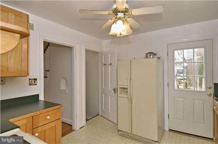 628 Ray Drive Silver Spring, MD 20910 - Photo 6 of 30 Kitchen