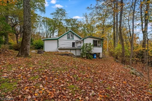 $399,000 | 75 Upper Hibernia Road, Rockaway, NJ 07866