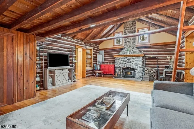 $399,000 | 75 Upper Hibernia Road, Rockaway, NJ 07866