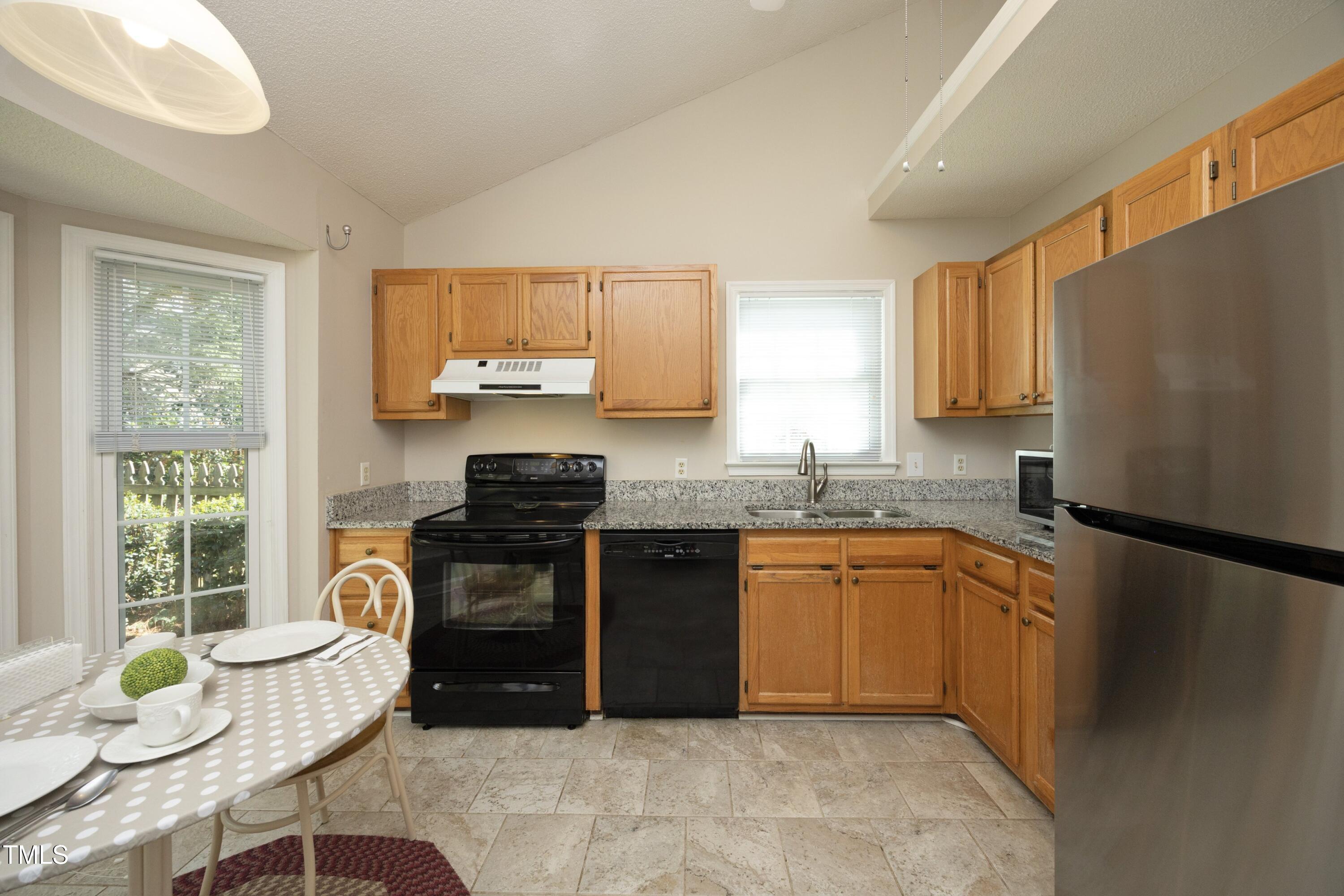 5513 Edgebury Road Raleigh, NC 27613 - Photo 12 of 34 11Kitchen