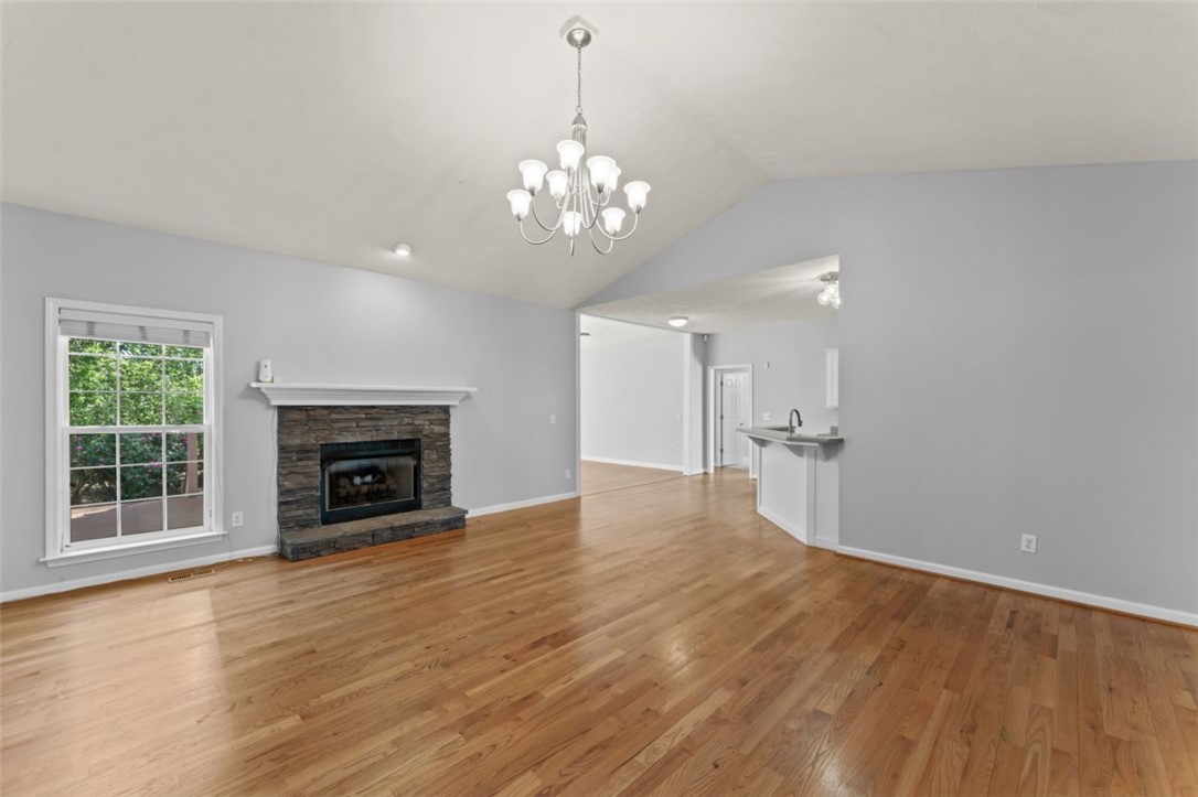 409 Arbor Way Seneca, SC 29672 - Photo 31 of 48