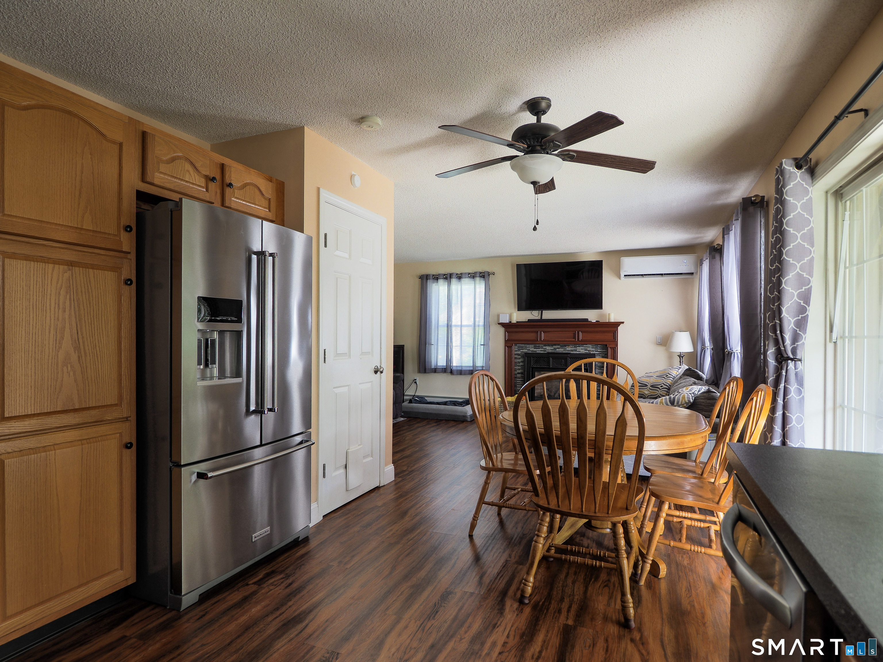 386 White Pine Road Torrington, CT 06790 - Photo 3 of 27