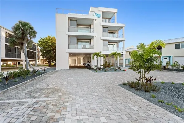 $4,100,000 | 2708 North Beach Road, Unit 5, Englewood, FL 34223