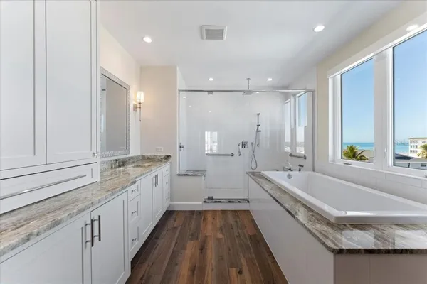 $4,100,000 | 2708 North Beach Road, Unit 5, Englewood, FL 34223